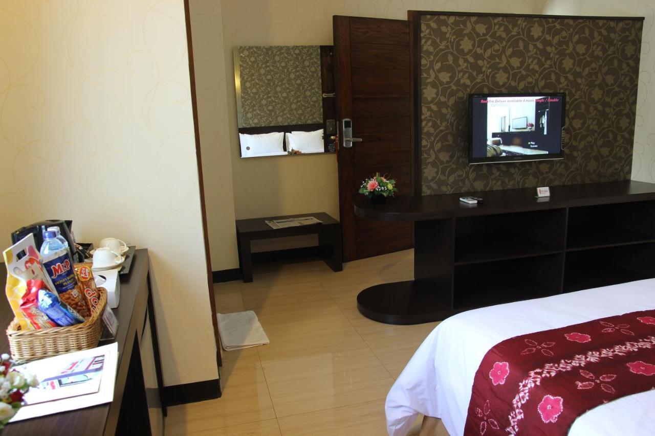 Hotel Roditha Banjarbaru Banjarmasin  Exterior photo