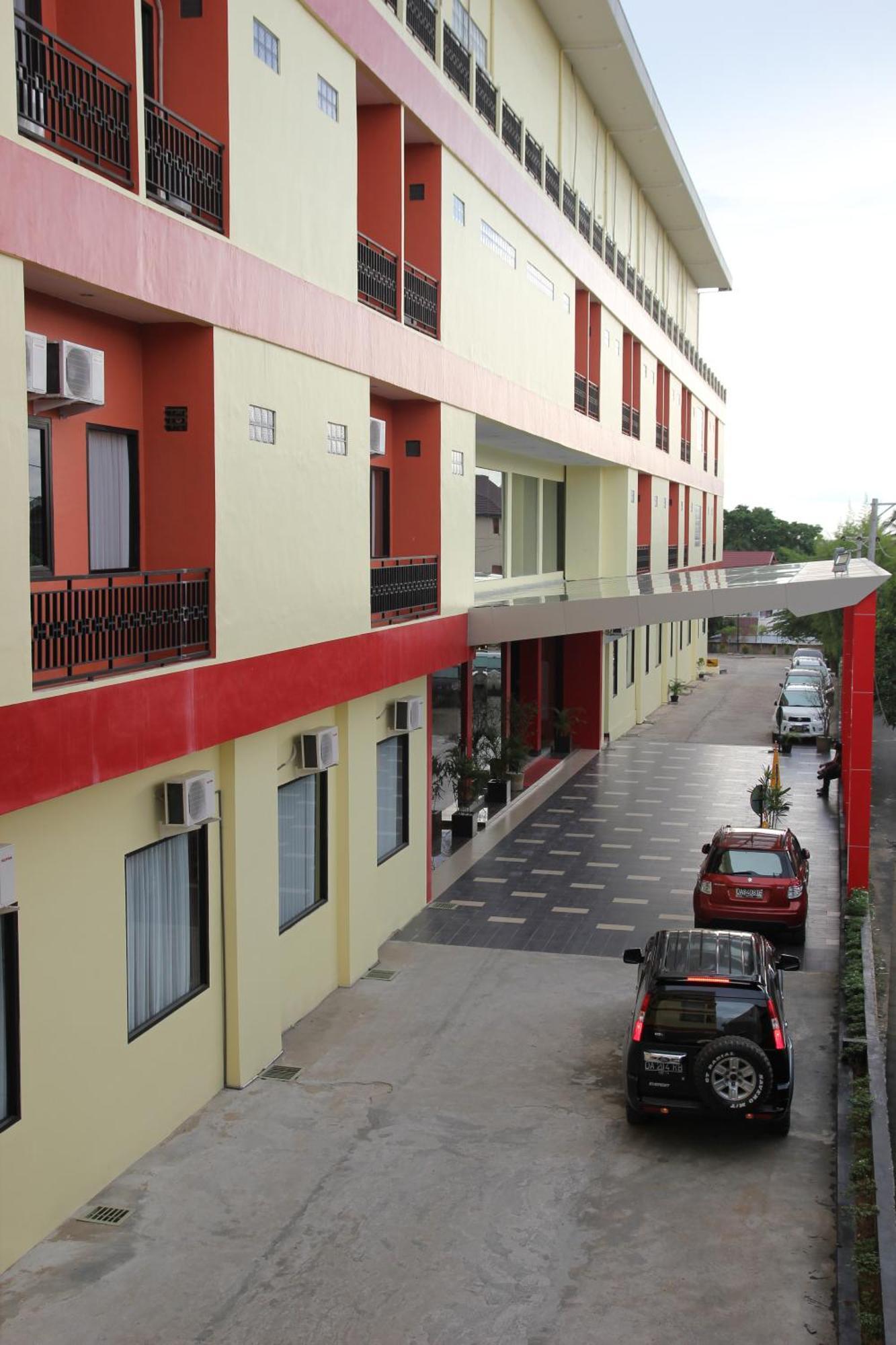 Hotel Roditha Banjarbaru Banjarmasin  Exterior photo