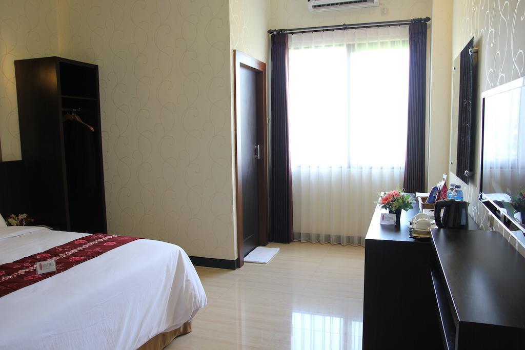 Hotel Roditha Banjarbaru Banjarmasin  Room photo