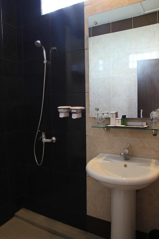 Hotel Roditha Banjarbaru Banjarmasin  Room photo